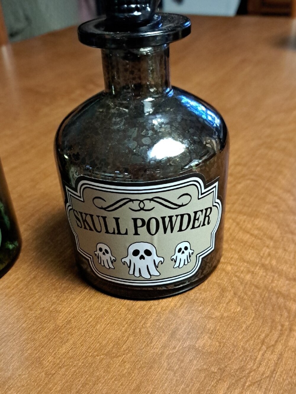 Purple 'Pick Your Poison' Halloween Potion Bottle Accent - Picture 7 of 7